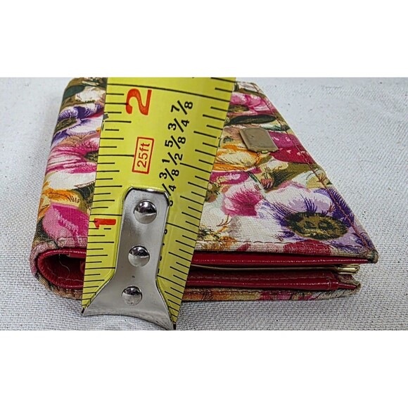 Vintage St. Thomas Women's Floral Wallet | Leather Interior | 1960's Clasp Coin - Picture 12 of 12